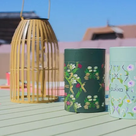 Very Apartment-roof *