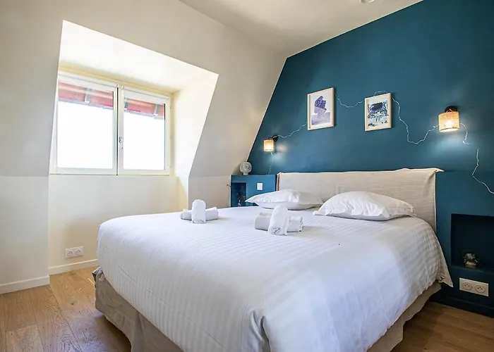 Very Apartment-roof *