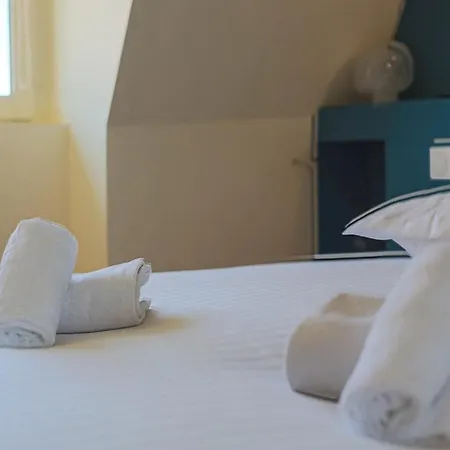 Very Apartment-roof Blonville-sur-Mer