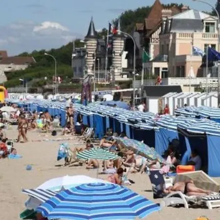 Very Apartment-roof * Blonville-sur-Mer