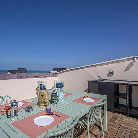 Very Apartment-roof