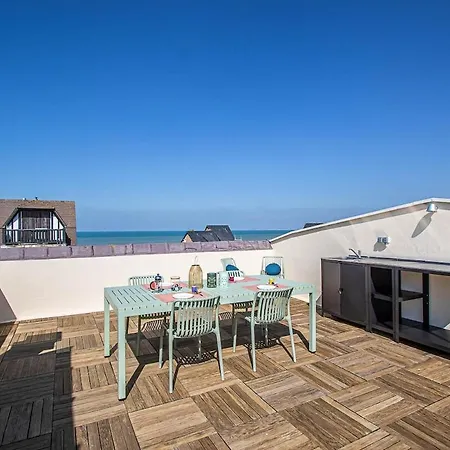 Very Apartment-roof