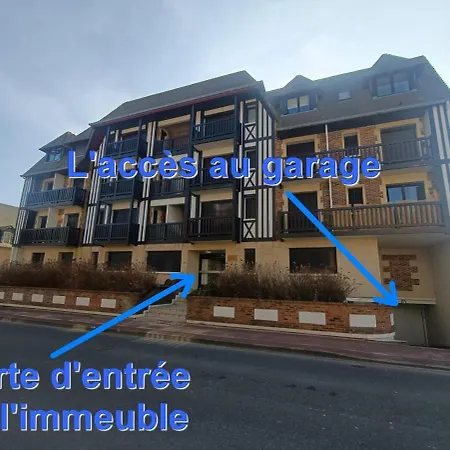 Very Apartment-roof