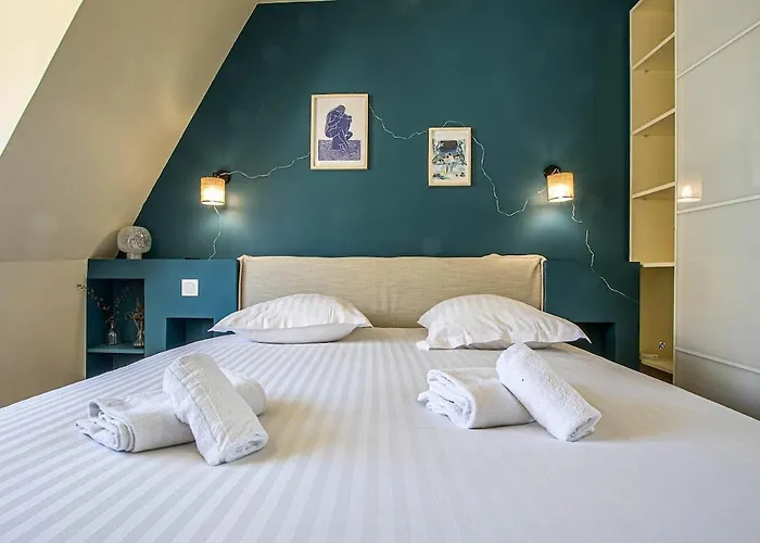 Apartment Very Apartment-roof